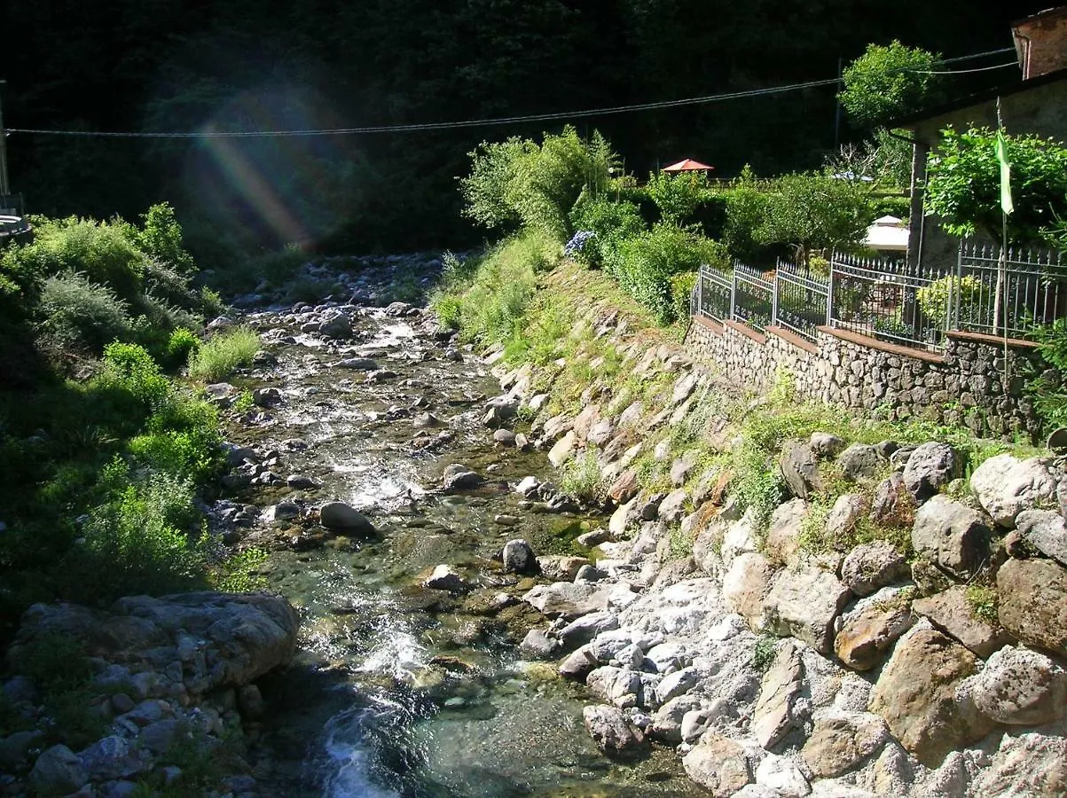 Holiday home Il Boscaccio Villa Fornovolasco Italy