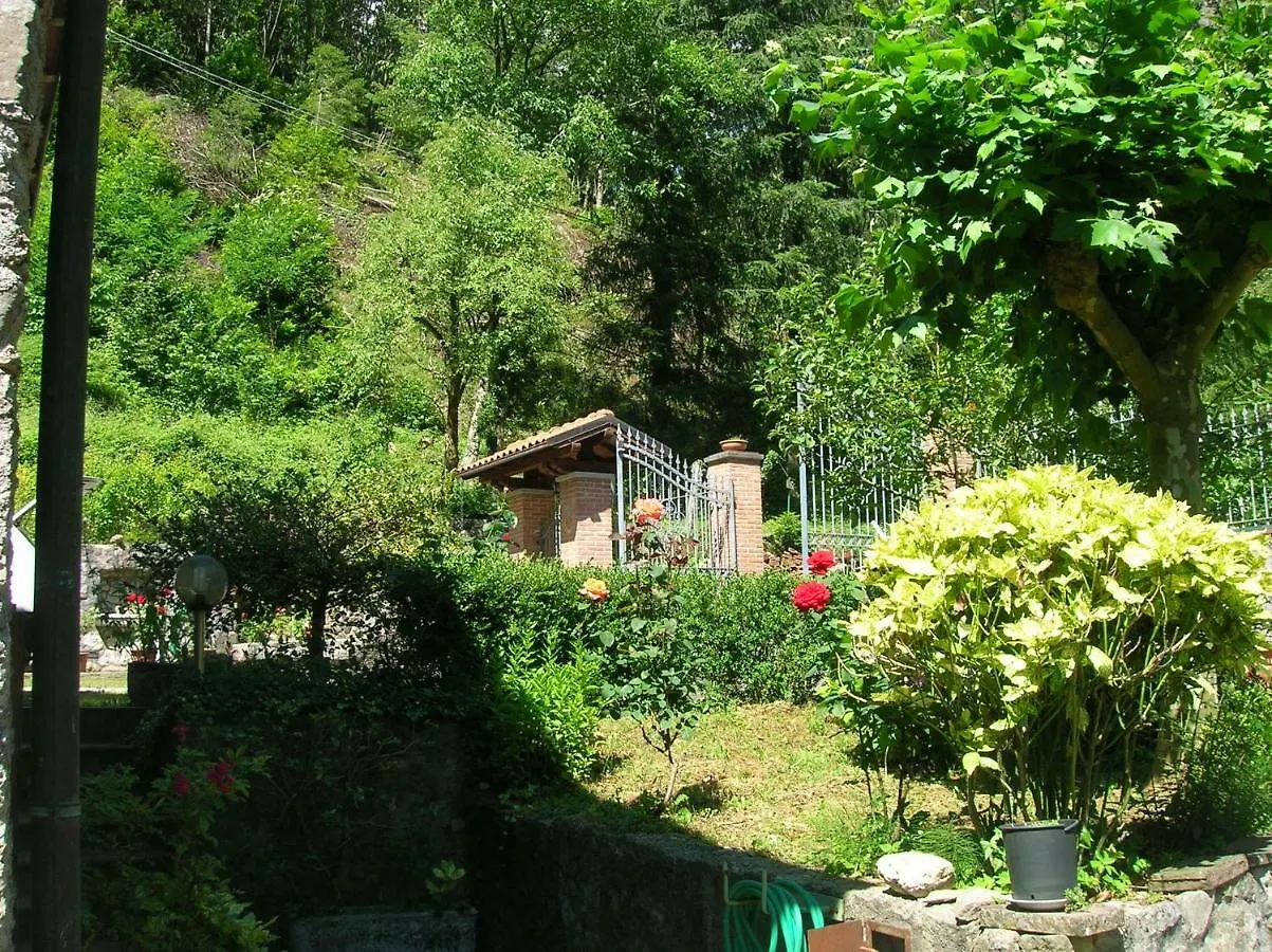 Il Boscaccio Villa Fornovolasco 0*,